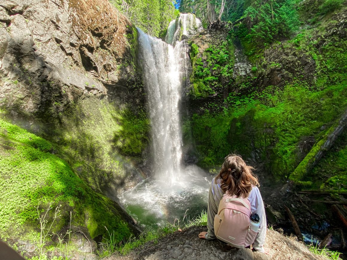 The Best Hikes in the Columbia River Gorge - Maddie Deer